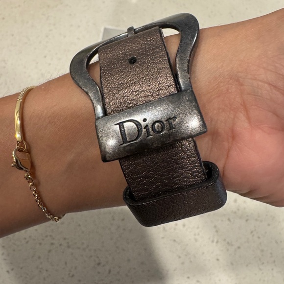 Dior Brown Leather Watch with Silver Accents - Picture 5 of 16